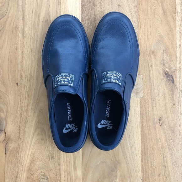 nike janoski laceless